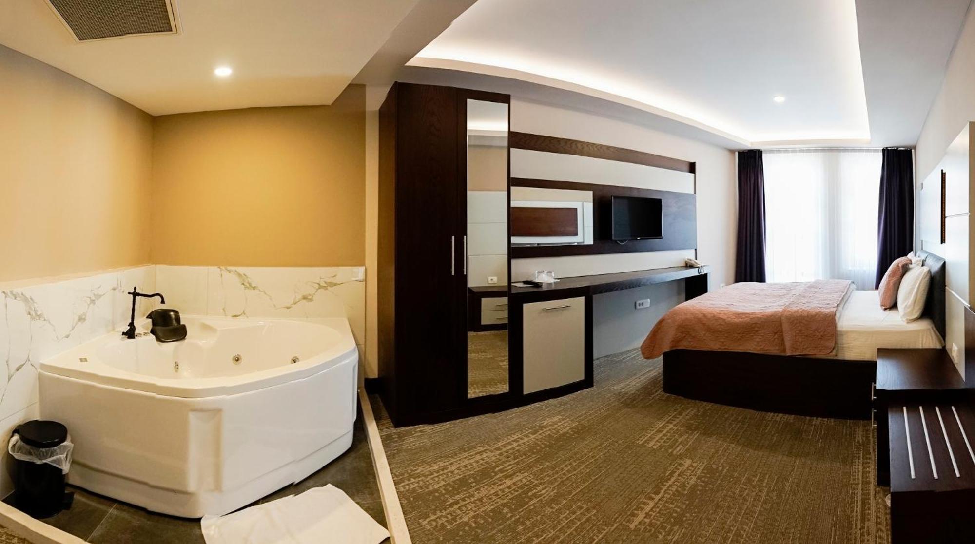 Hotel Prizreni 외부 사진