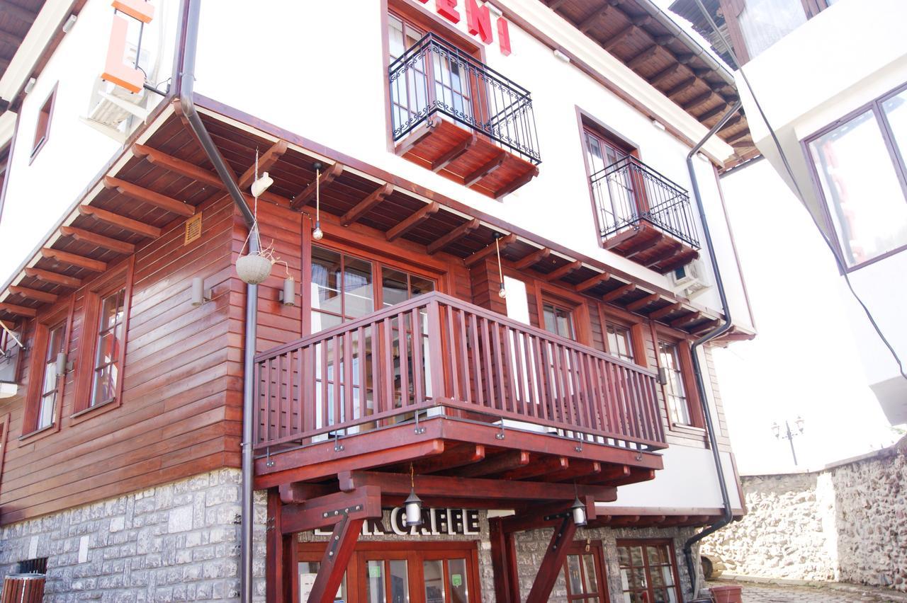 Hotel Prizreni 외부 사진