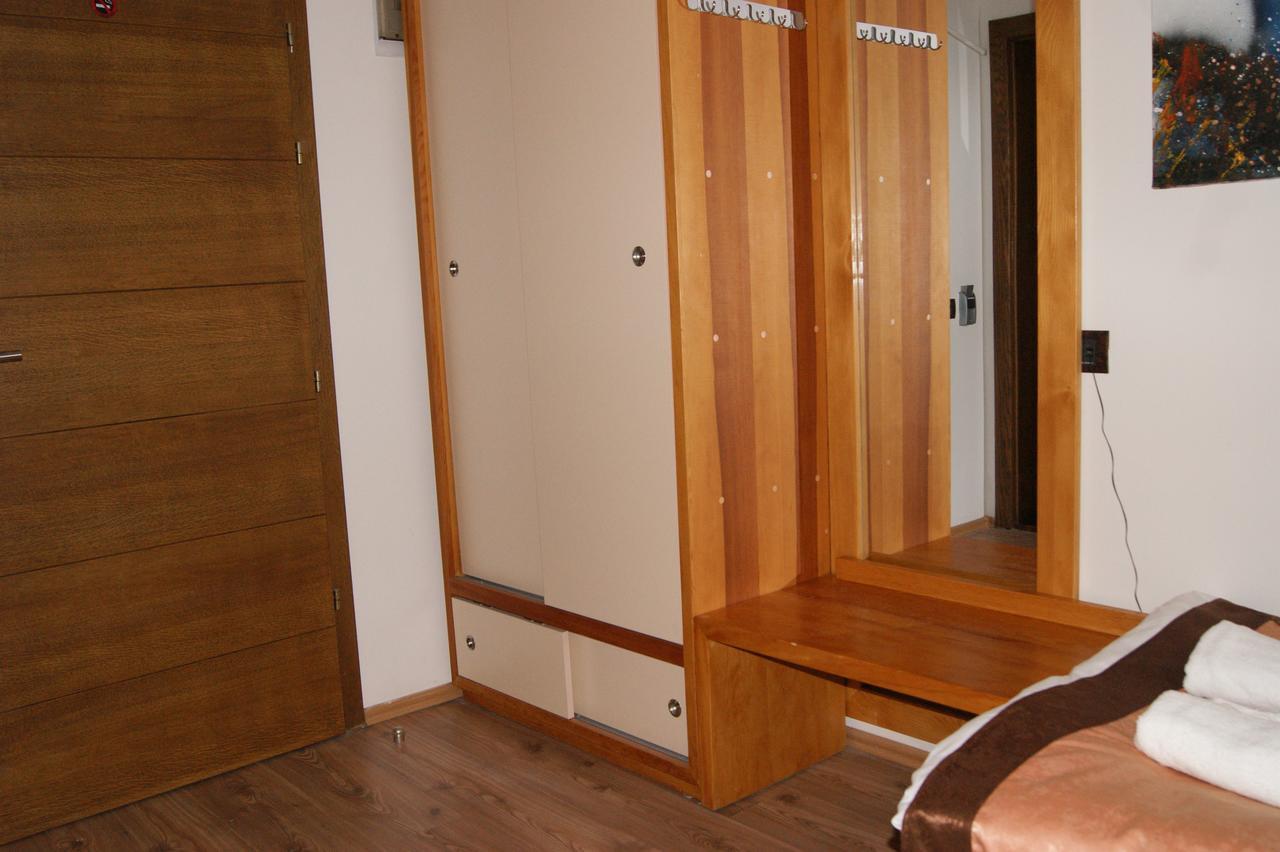 Hotel Prizreni 외부 사진