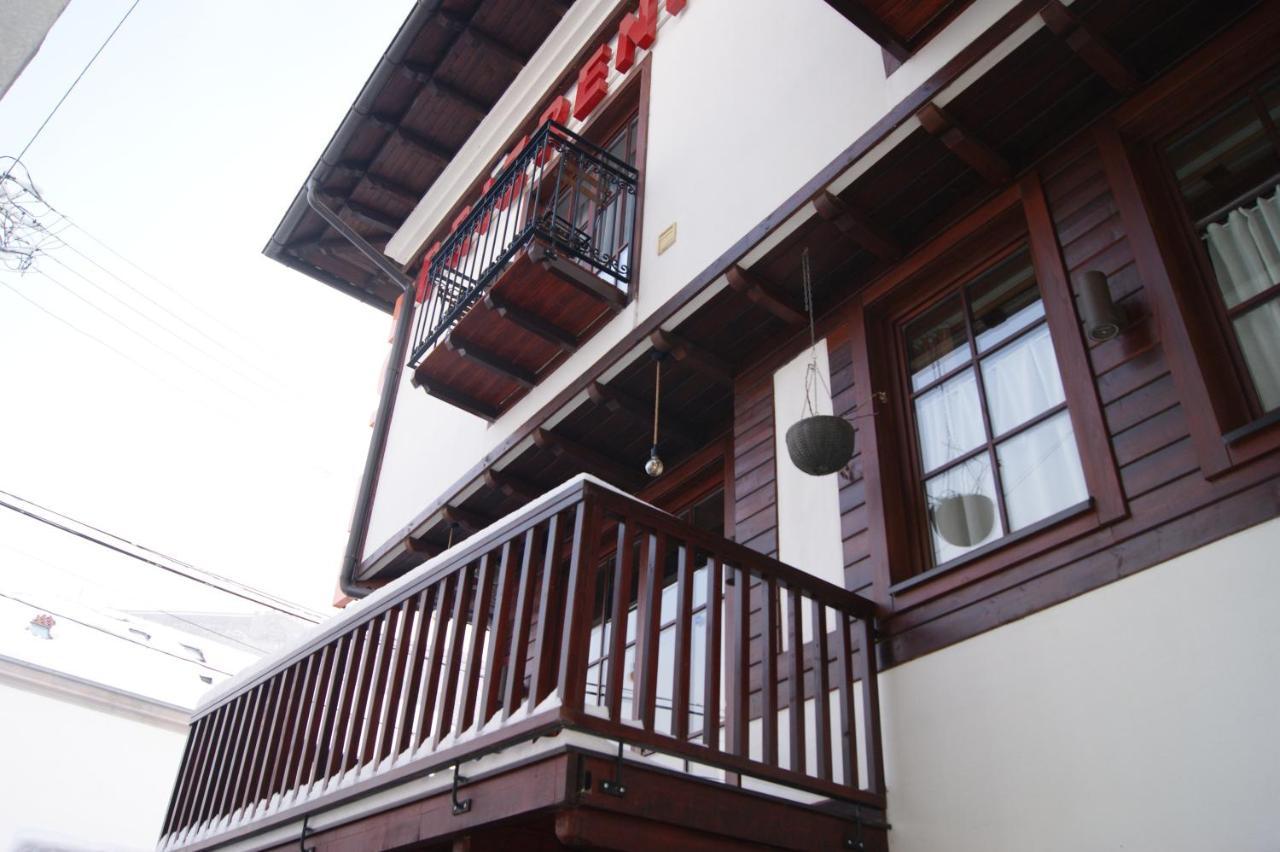 Hotel Prizreni 외부 사진
